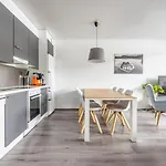 Jaervenrantahuoneisto Lakevillas B1 Ukkohalla